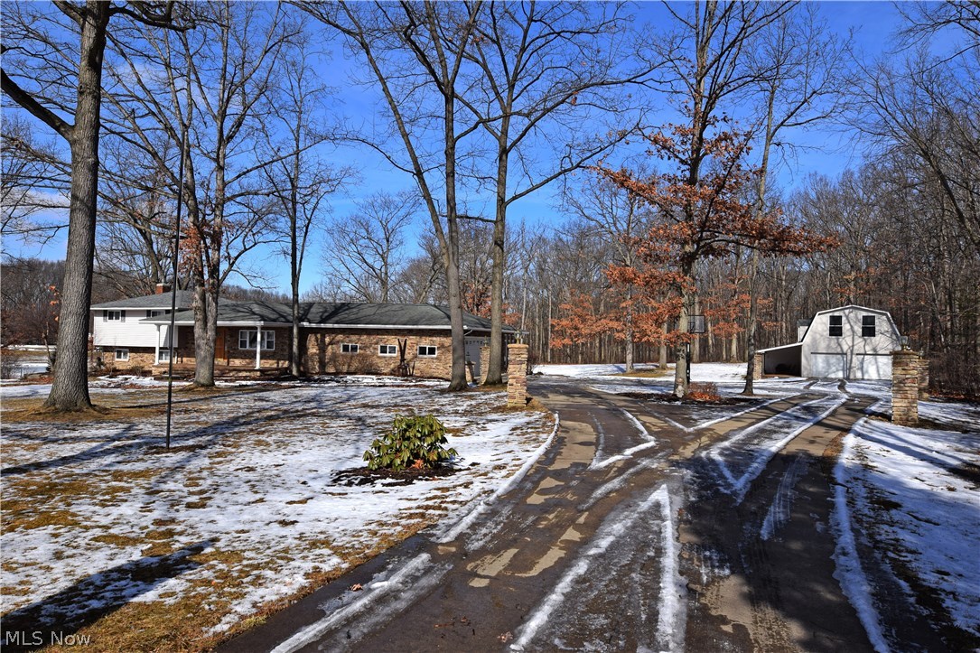 17122 Mock Road Berlin Center, OH 44401 - Photo 4 of 35 Gallery Image 4