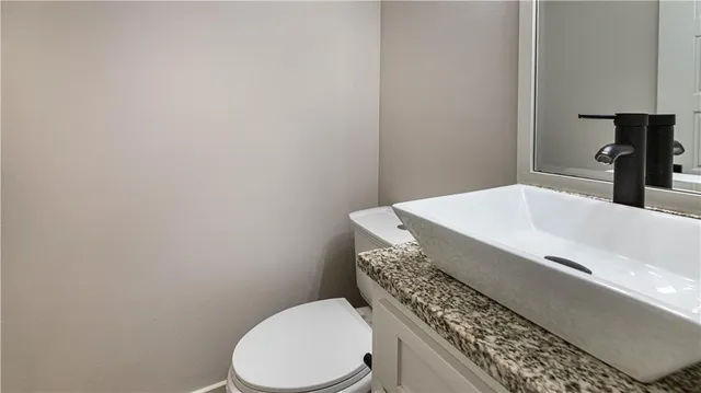 $725,000 | 10425 Mohawk Lane, Leawood, KS 66206