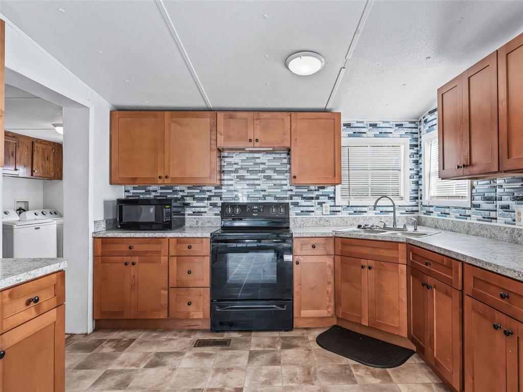7363 C R 763 Bushnell, FL 33513 - Photo 12 of 51
