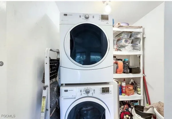 $1,690 | 1914 Southeast 40th Terrace, Unit 105, Cape Coral, FL 33904