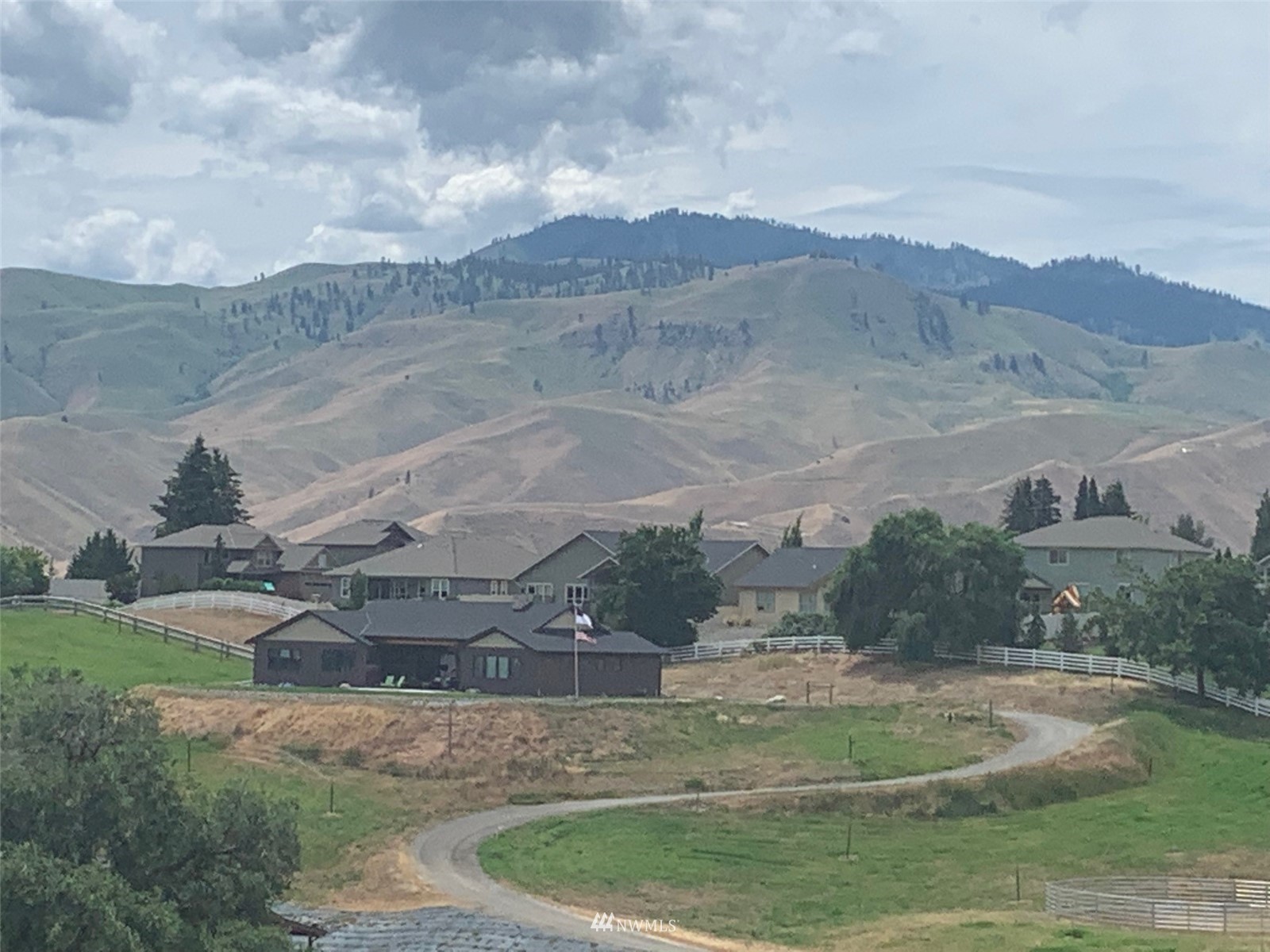 117 View Ridge Circle Wenatchee, WA 98801 - Photo 11 of 27 Gallery Image 11