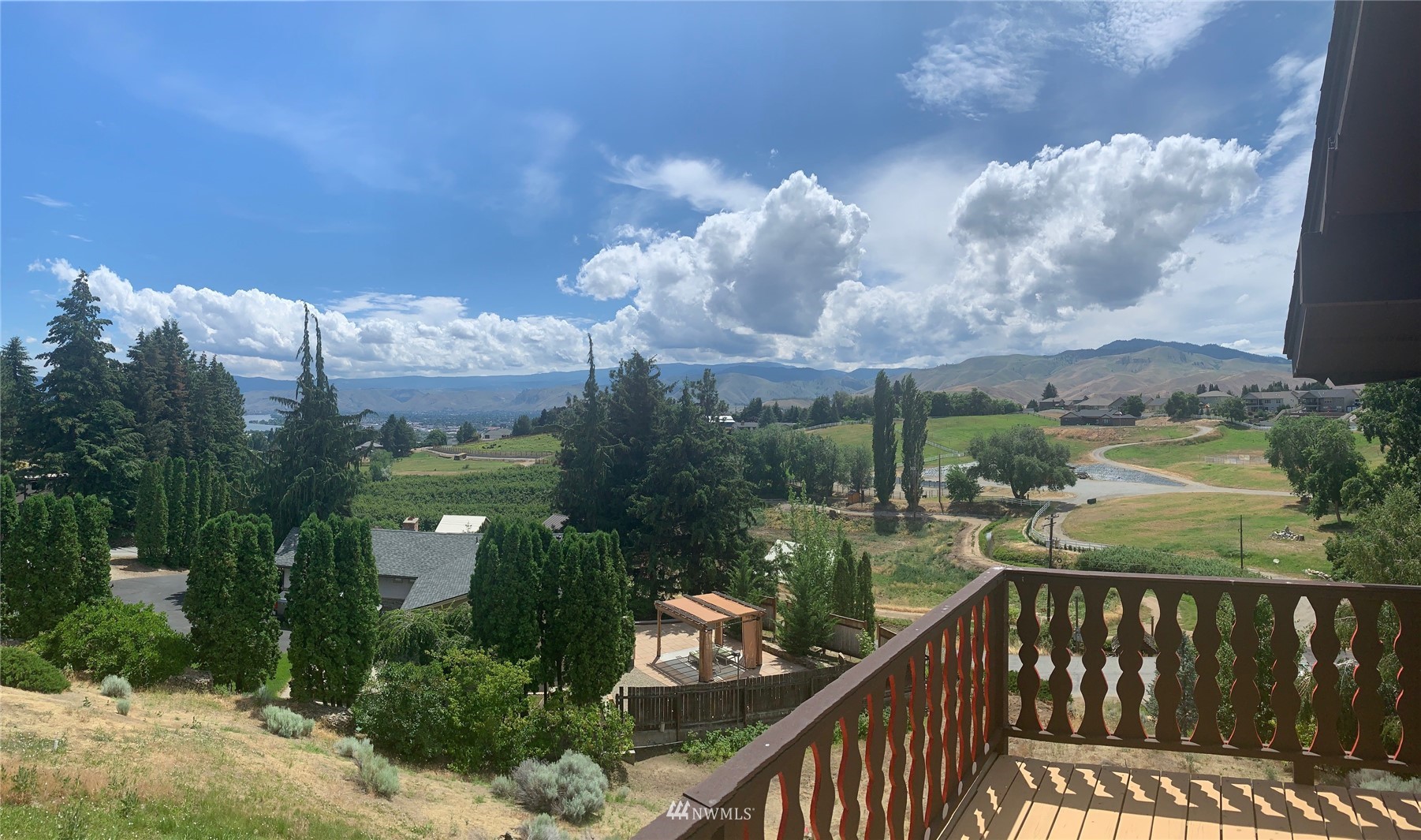 117 View Ridge Circle Wenatchee, WA 98801 - Photo 5 of 27 Gallery Image 5