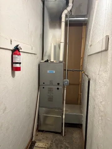 $185,000 | 15742 Central Park Avenue, Markham, IL 60428