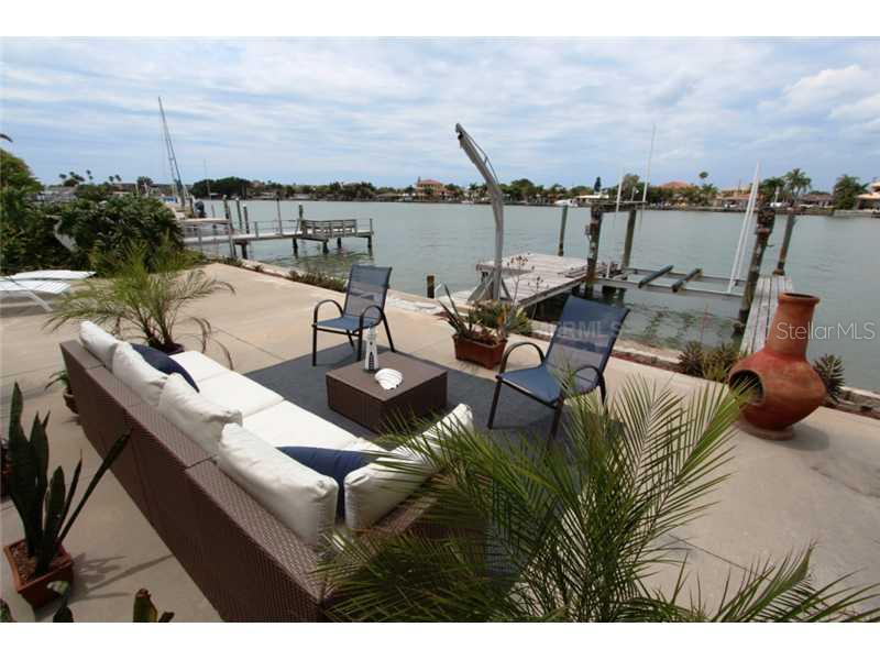 16125 4th Street East Redington Beach, FL 33708 - Photo 1 of 1 Exterior Back