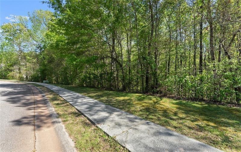 121 Hewett Road Pendergrass, GA 30567 - Photo 3 of 4