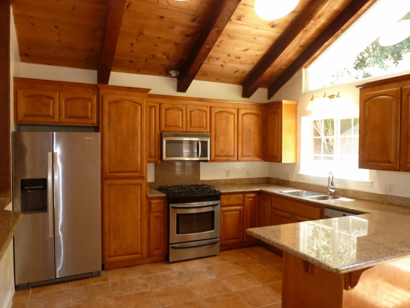 2469 Garin Road Watsonville, CA 95076 - Photo 8 of 25 Gallery Image 8