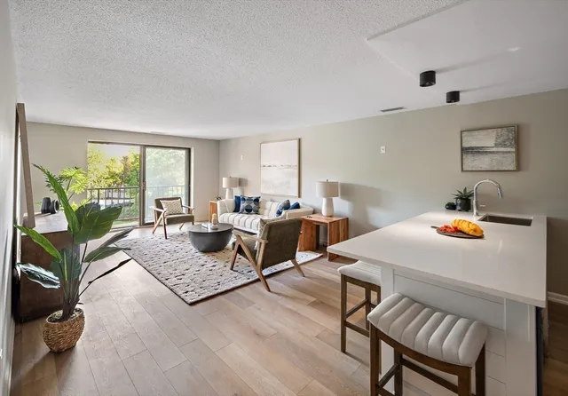 $398,000 | 43 Pomeworth Street, Unit 44, Stoneham, MA 02180