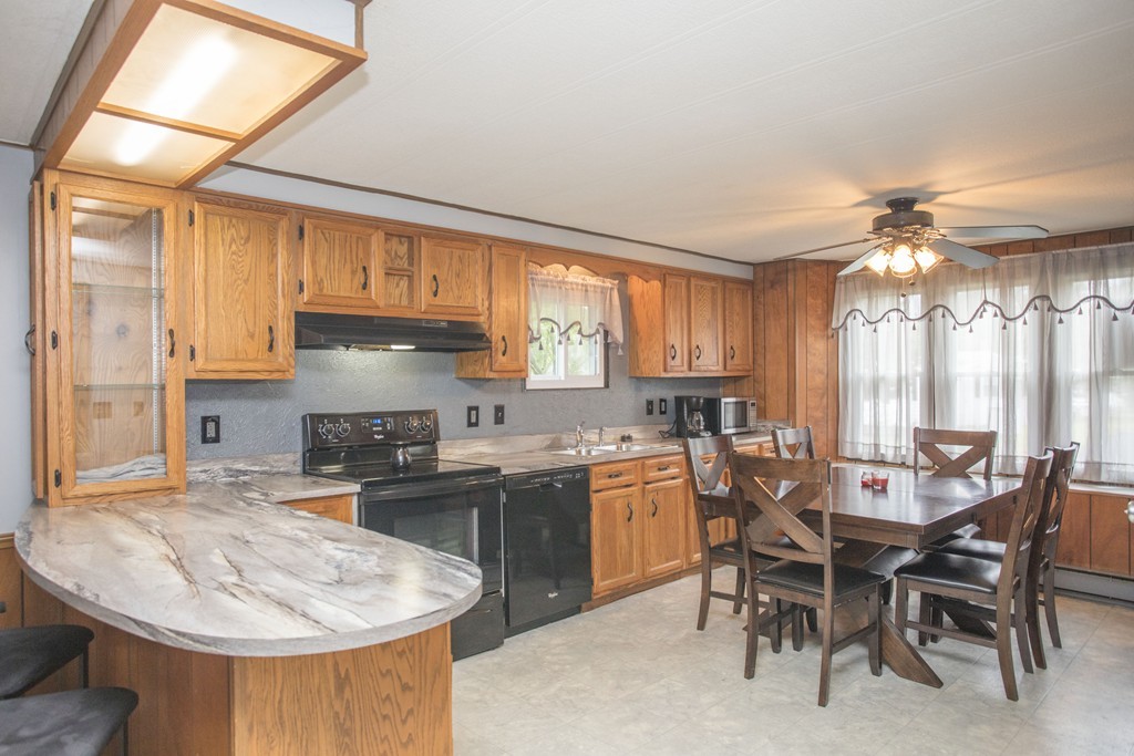 155 Easy Street Raynham, MA 02767 - Photo 9 of 29 Gallery Image 9