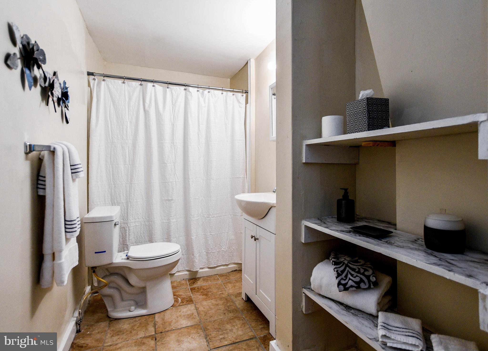 405 Rollins Avenue Capitol Heights, MD 20743 - Photo 13 of 59