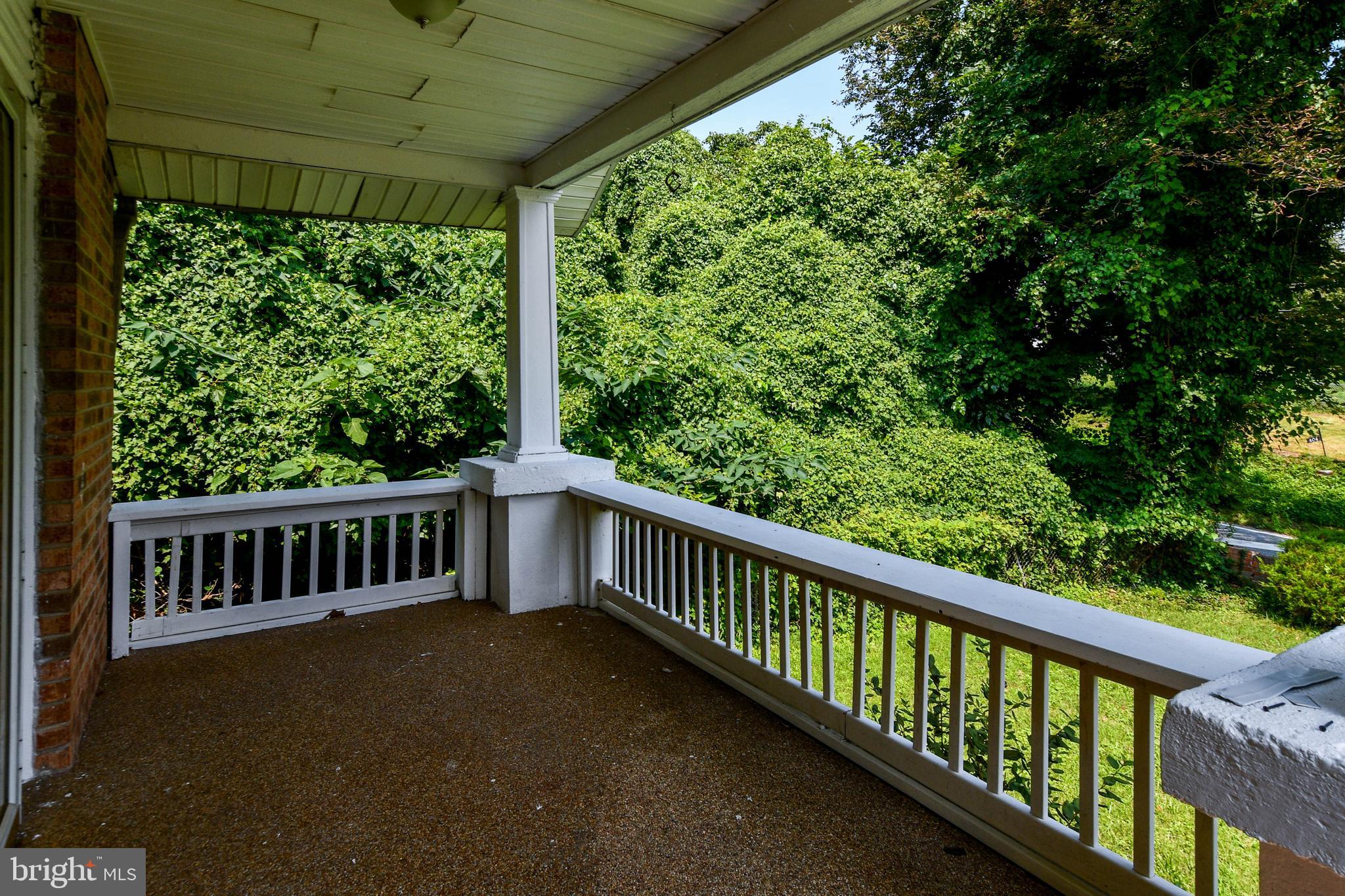 405 Rollins Avenue Capitol Heights, MD 20743 - Photo 7 of 59