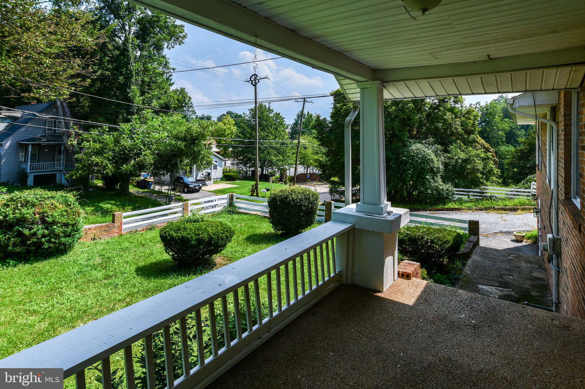 405 Rollins Avenue Capitol Heights, MD 20743 - Photo 8 of 59