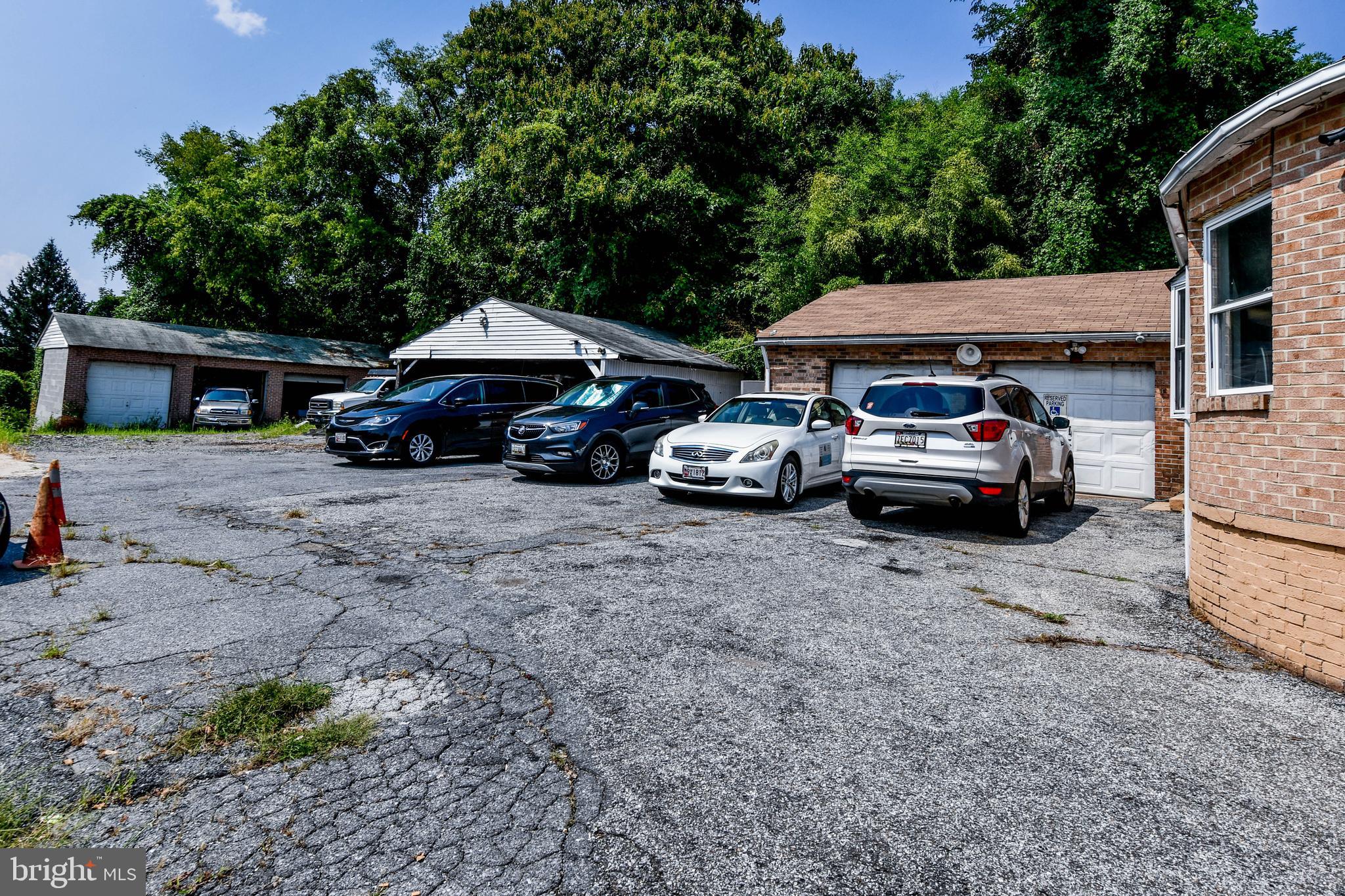 405 Rollins Avenue Capitol Heights, MD 20743 - Photo 9 of 59