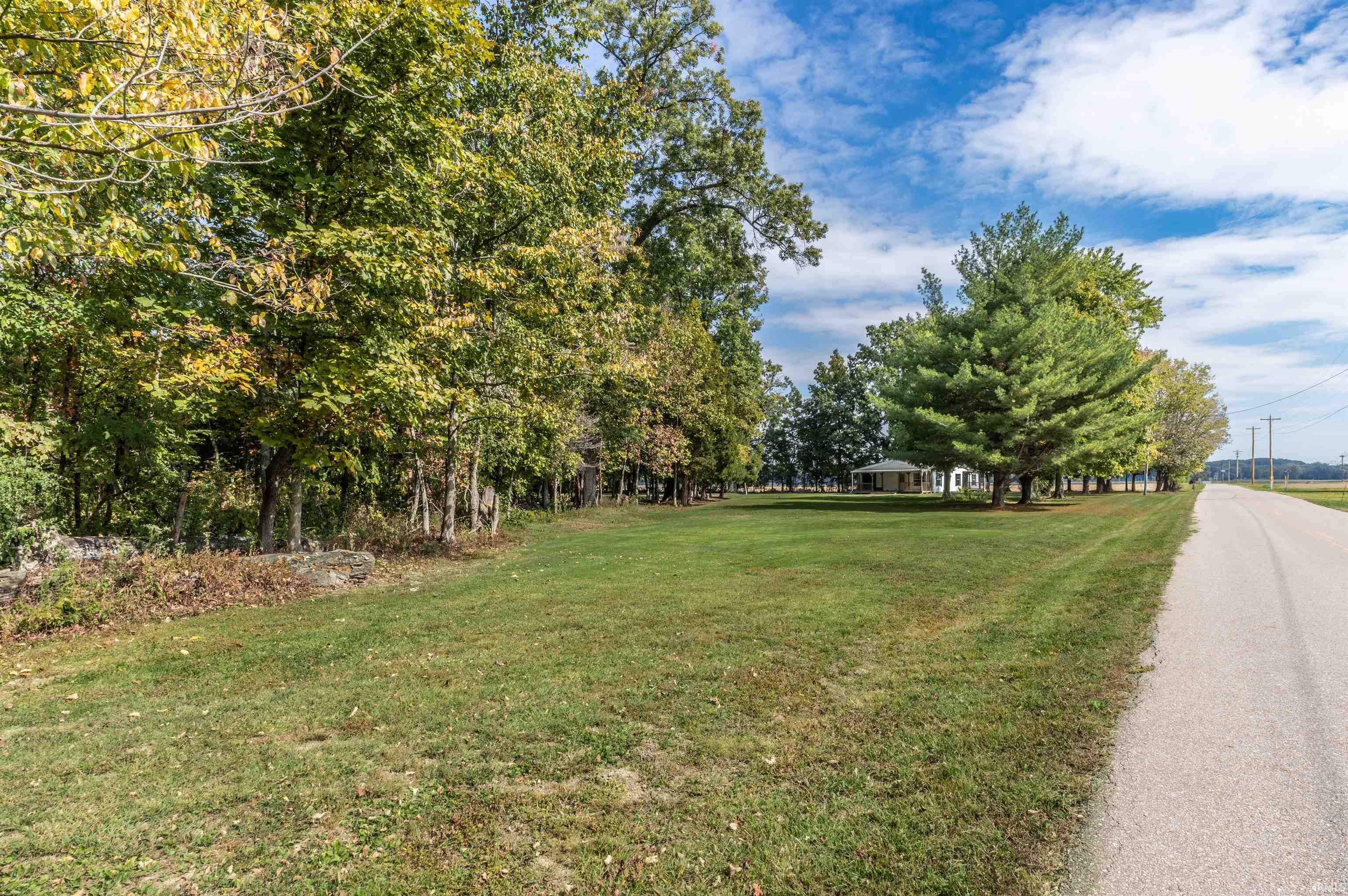 643 Lee Road New Harmony, IN 47631 - Photo 12 of 36 Gallery Image 12