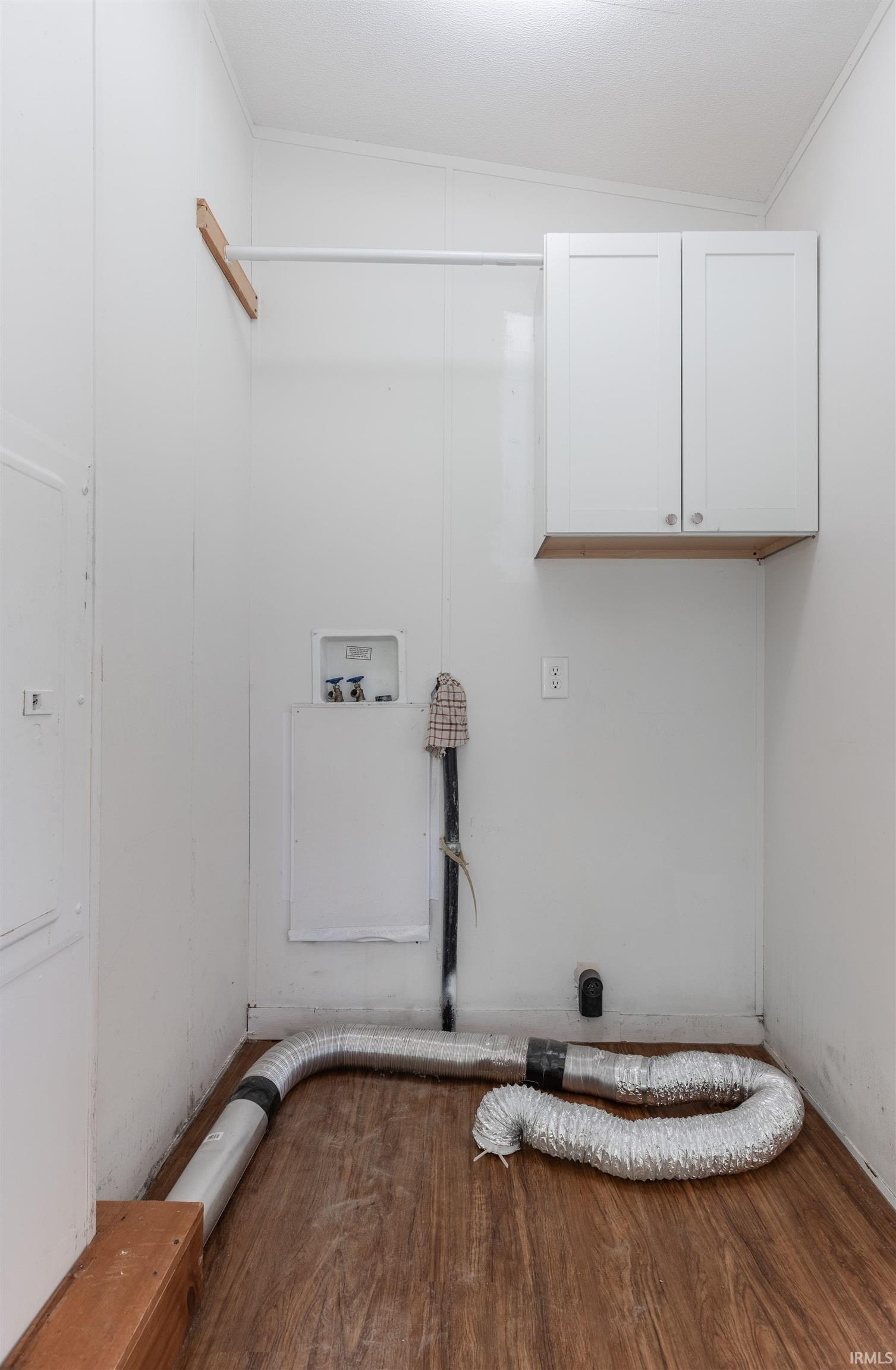 643 Lee Road New Harmony, IN 47631 - Photo 24 of 36 Gallery Image 24