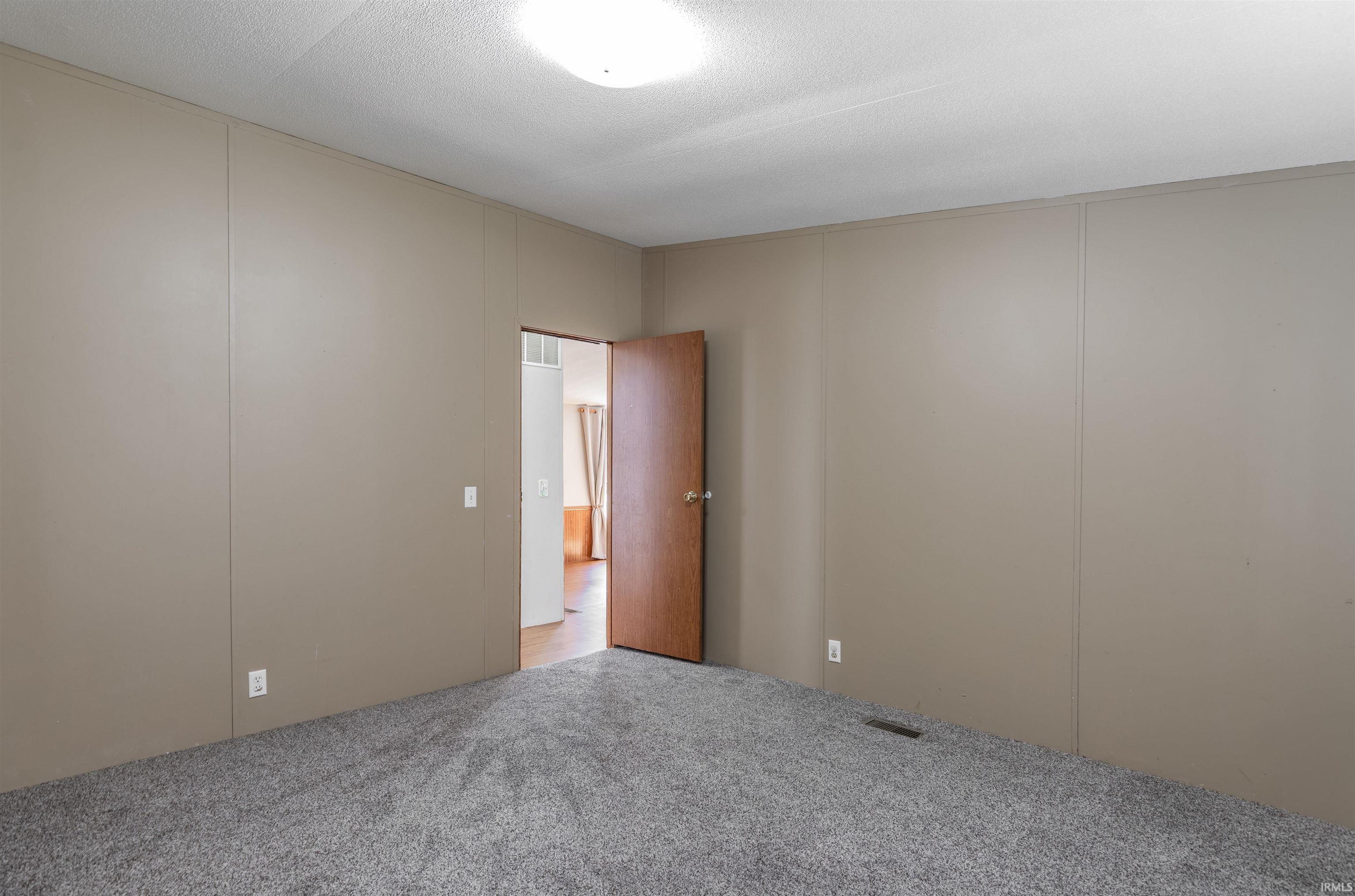 643 Lee Road New Harmony, IN 47631 - Photo 32 of 36 Gallery Image 32