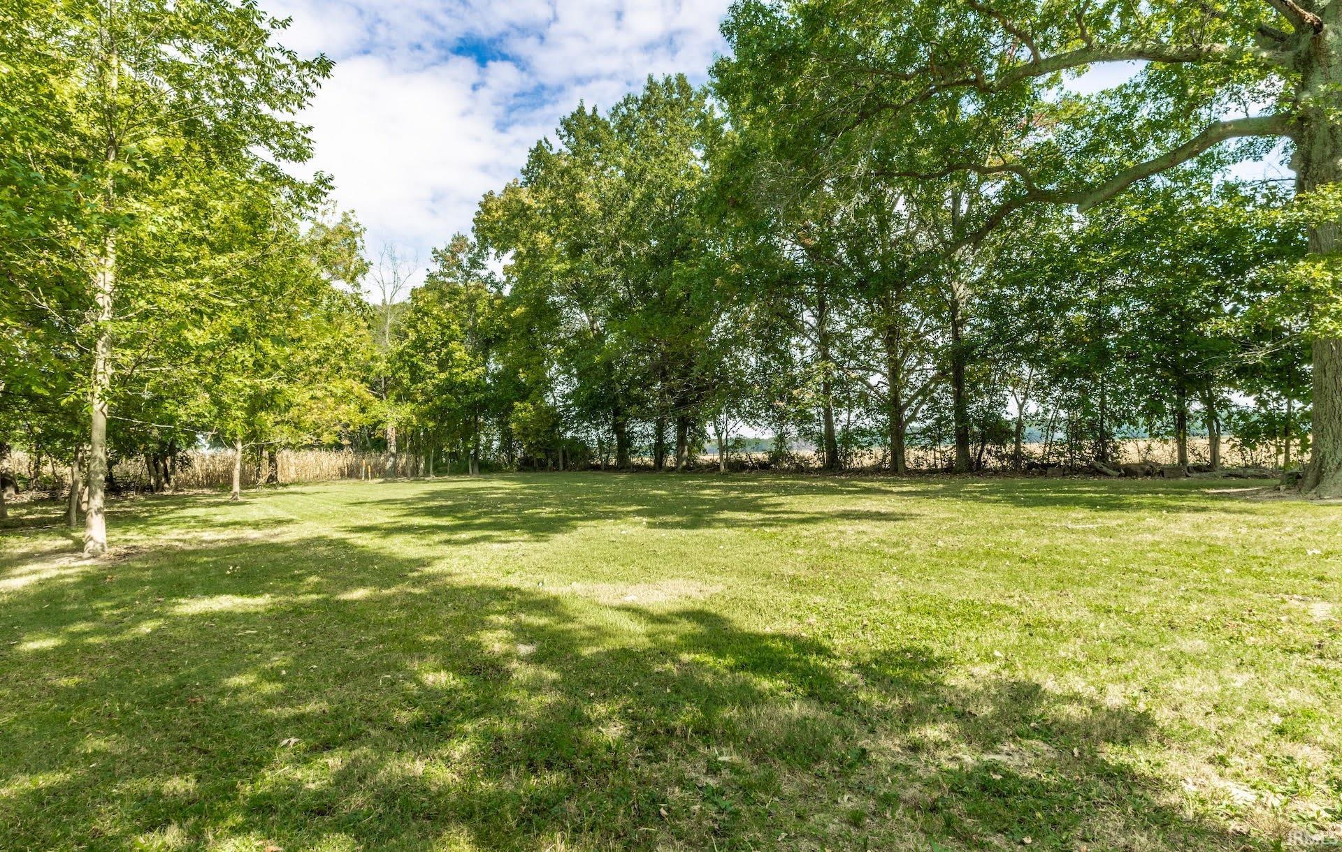 643 Lee Road New Harmony, IN 47631 - Photo 10 of 36 Gallery Image 10