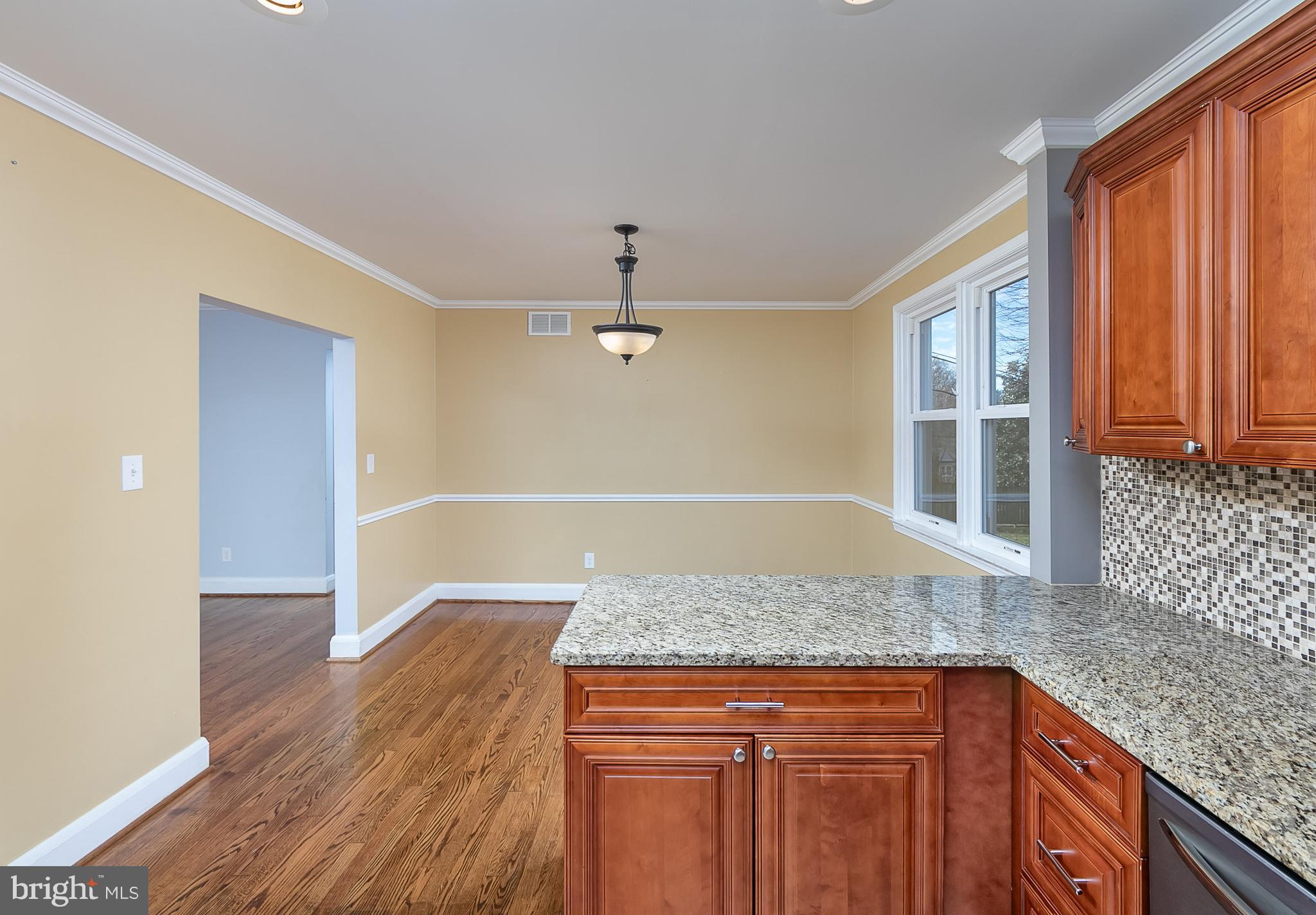 6704 Canongate Road Baltimore, MD 21239 - Photo 15 of 36