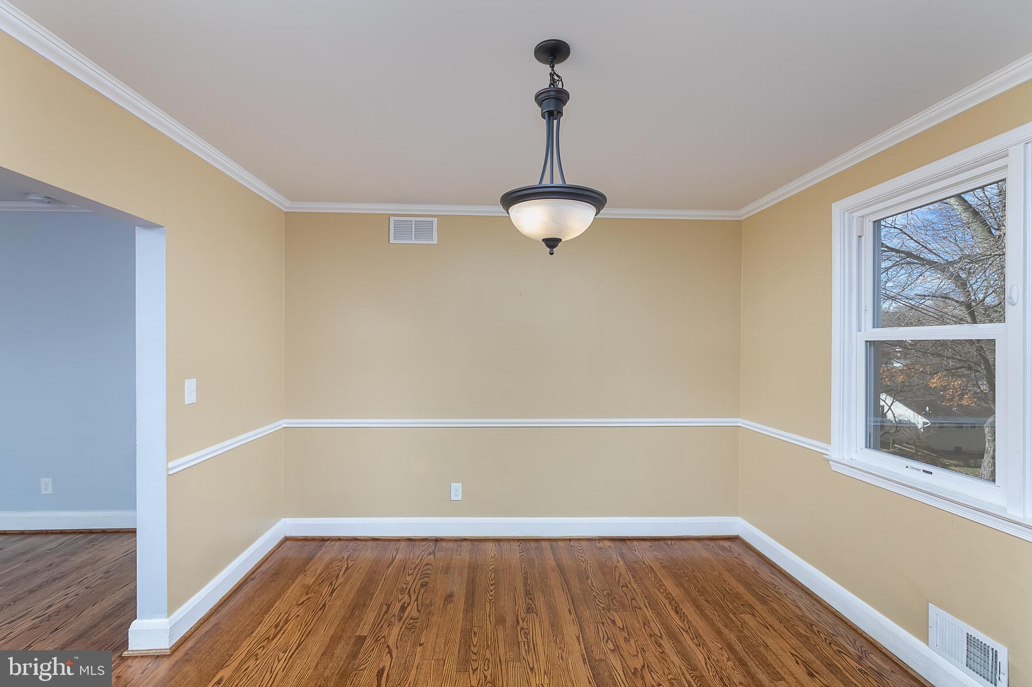6704 Canongate Road Baltimore, MD 21239 - Photo 16 of 36