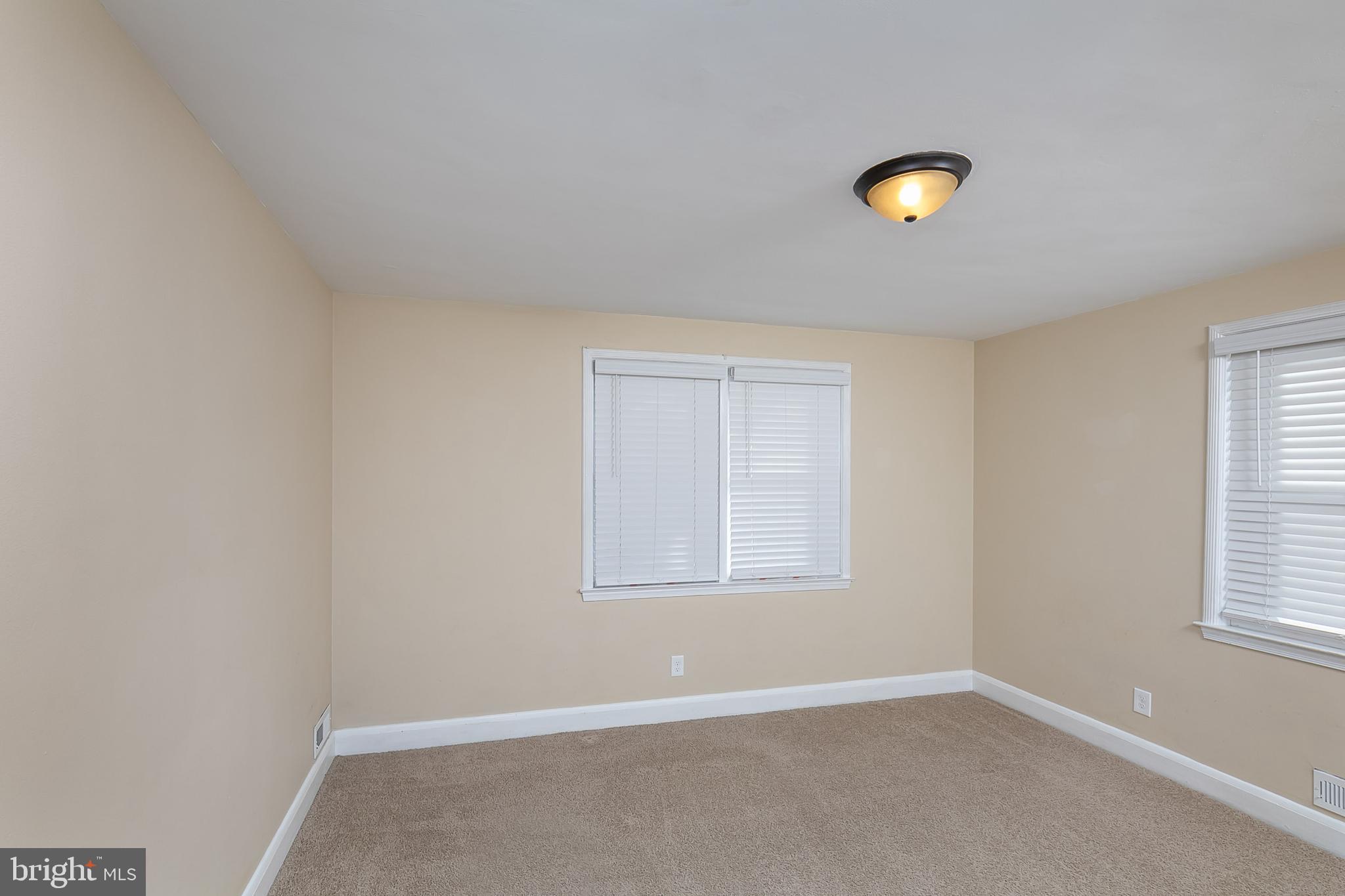 6704 Canongate Road Baltimore, MD 21239 - Photo 18 of 36