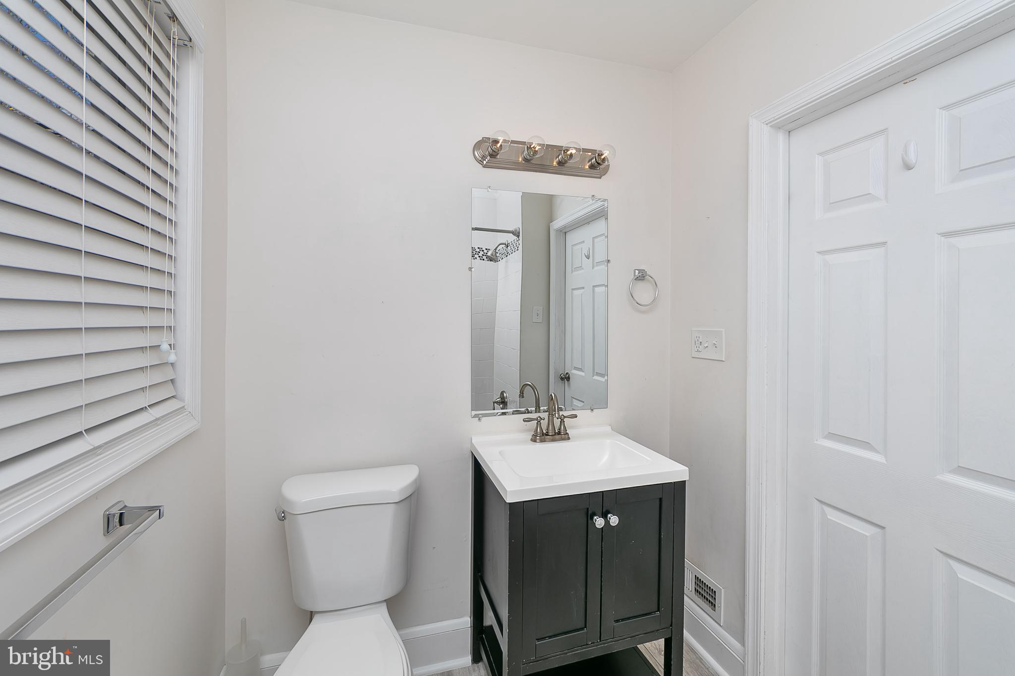 6704 Canongate Road Baltimore, MD 21239 - Photo 22 of 36