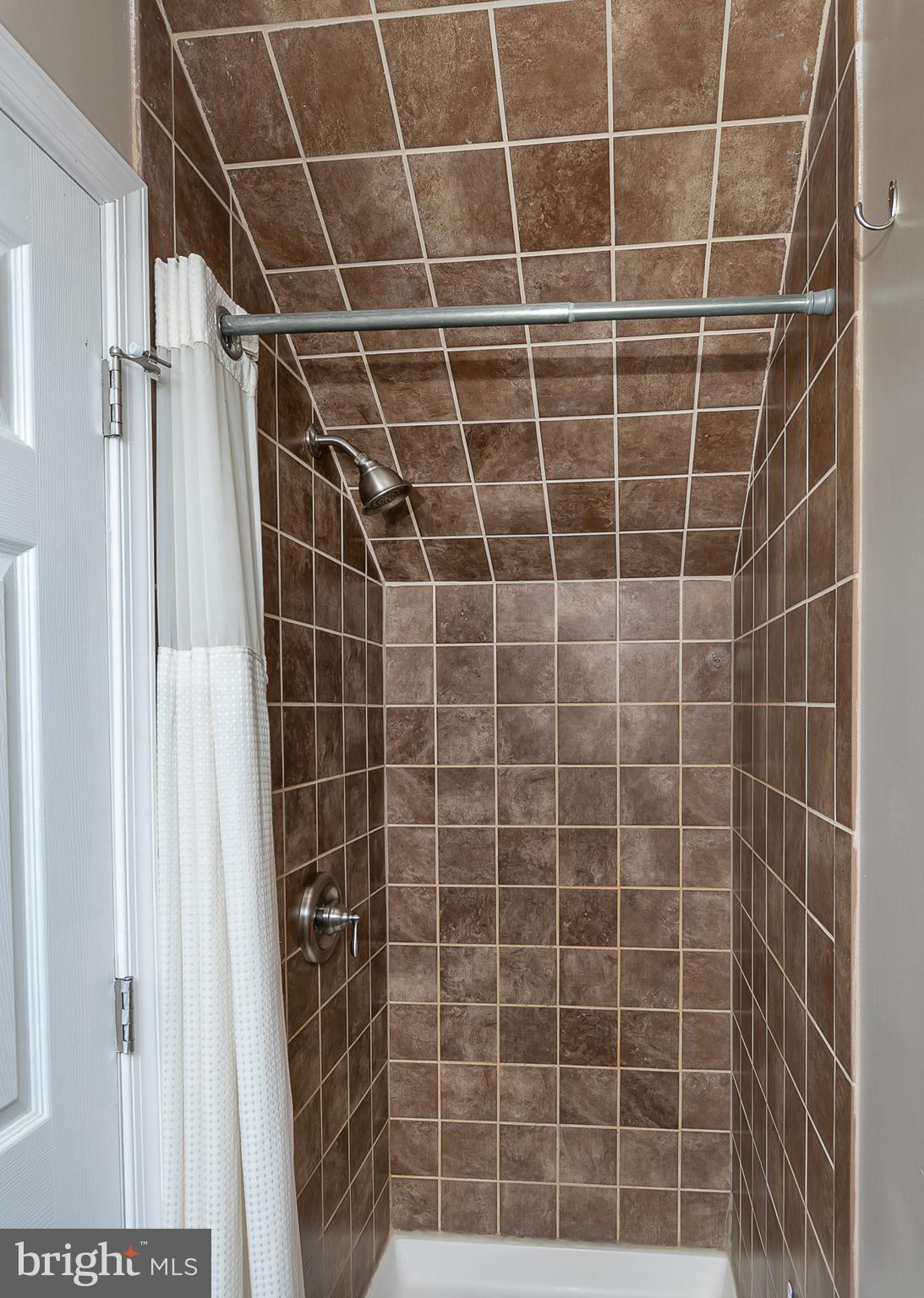 6704 Canongate Road Baltimore, MD 21239 - Photo 27 of 36
