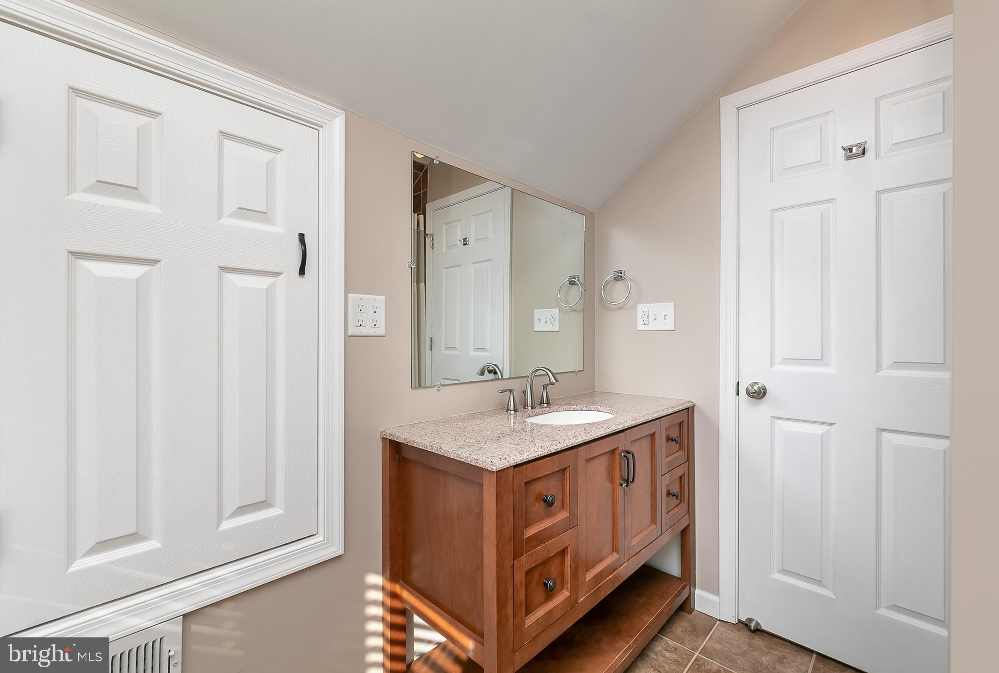 6704 Canongate Road Baltimore, MD 21239 - Photo 29 of 36