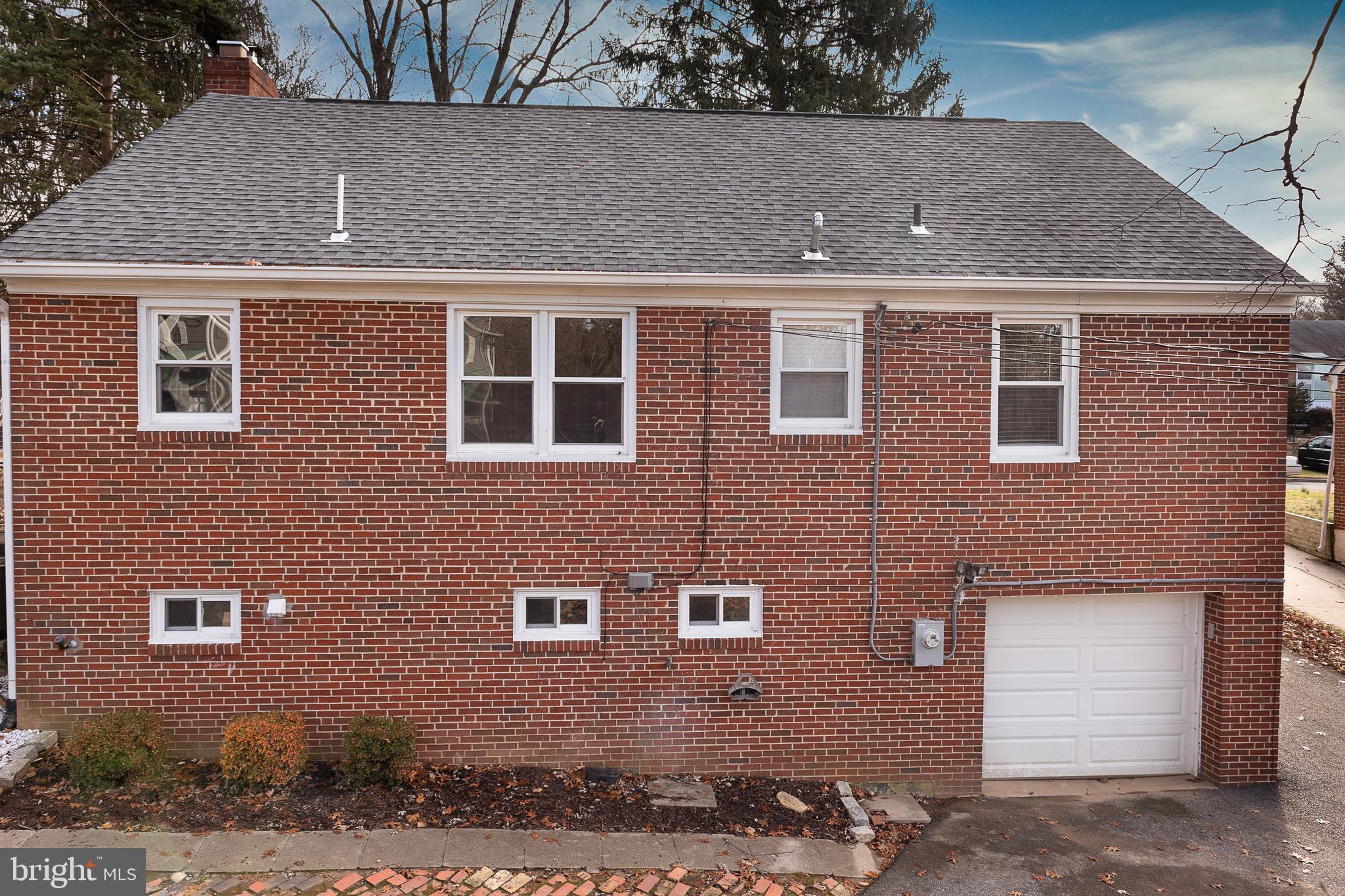 6704 Canongate Road Baltimore, MD 21239 - Photo 6 of 36