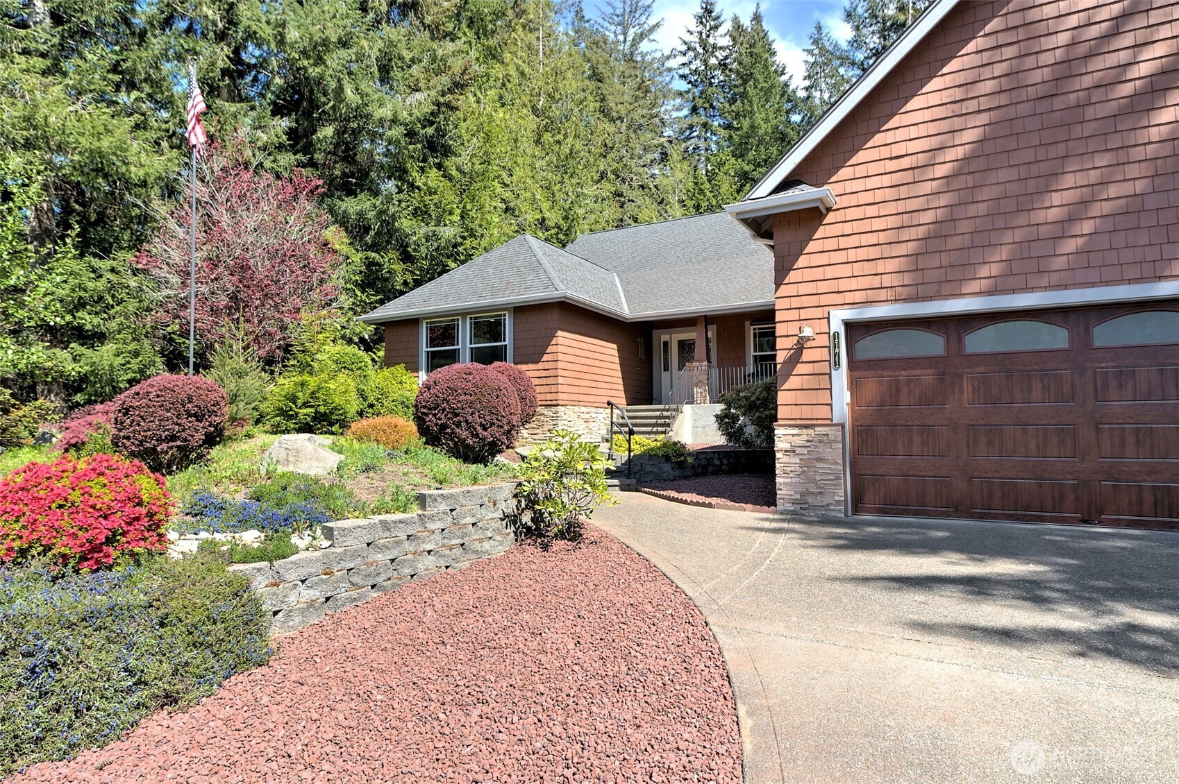 1171 East Old Ranch Road Allyn, WA 98524 - Photo 3 of 40