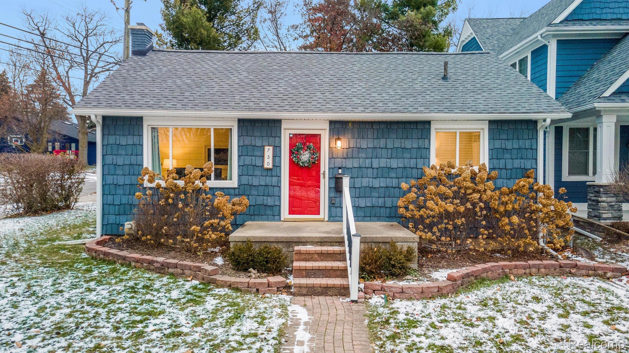 730 Renshaw Street Rochester, MI 48307 - Photo 1 of 45