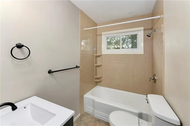 $299,900 | 9503 Grandview Drive, Overland Park, KS 66212