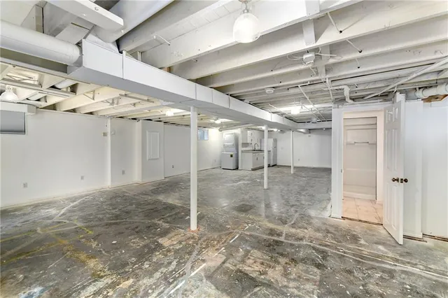 $299,900 | 9503 Grandview Drive, Overland Park, KS 66212