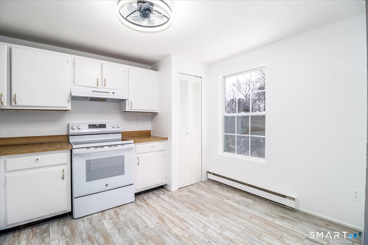 40 Heather Ridge Shelton, CT 06484 - Photo 12 of 28