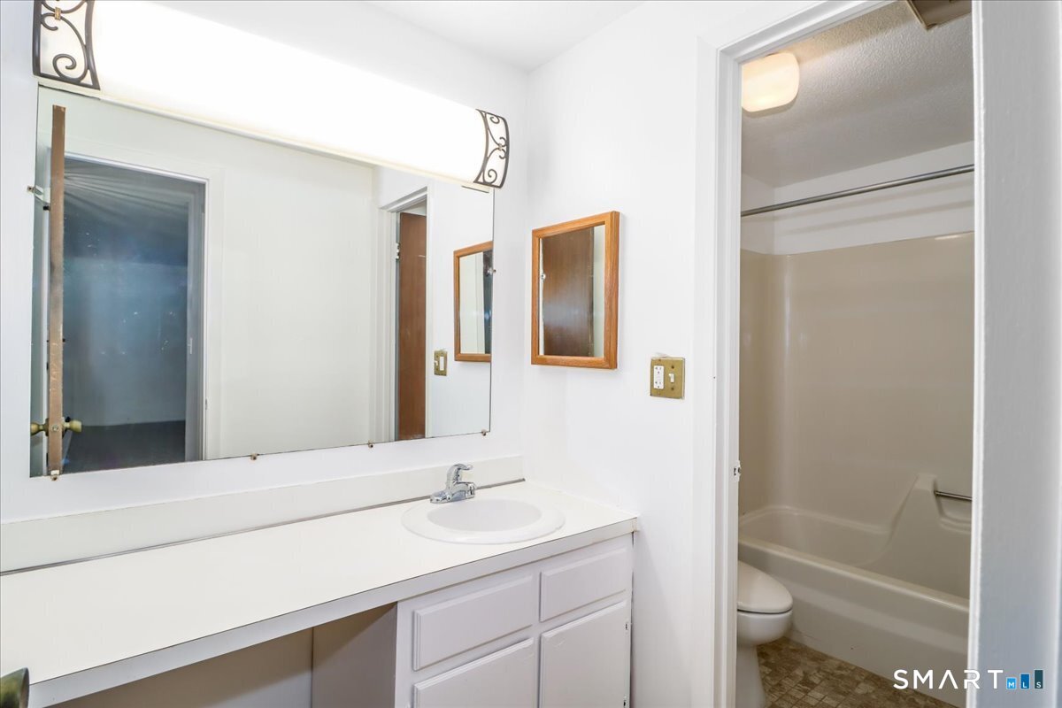 40 Heather Ridge Shelton, CT 06484 - Photo 21 of 28