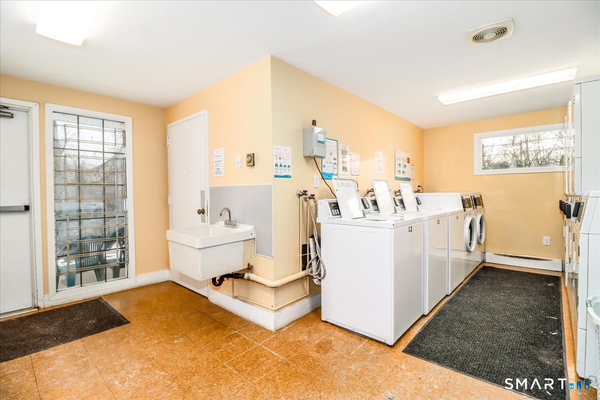 40 Heather Ridge Shelton, CT 06484 - Photo 27 of 28 Community laundry