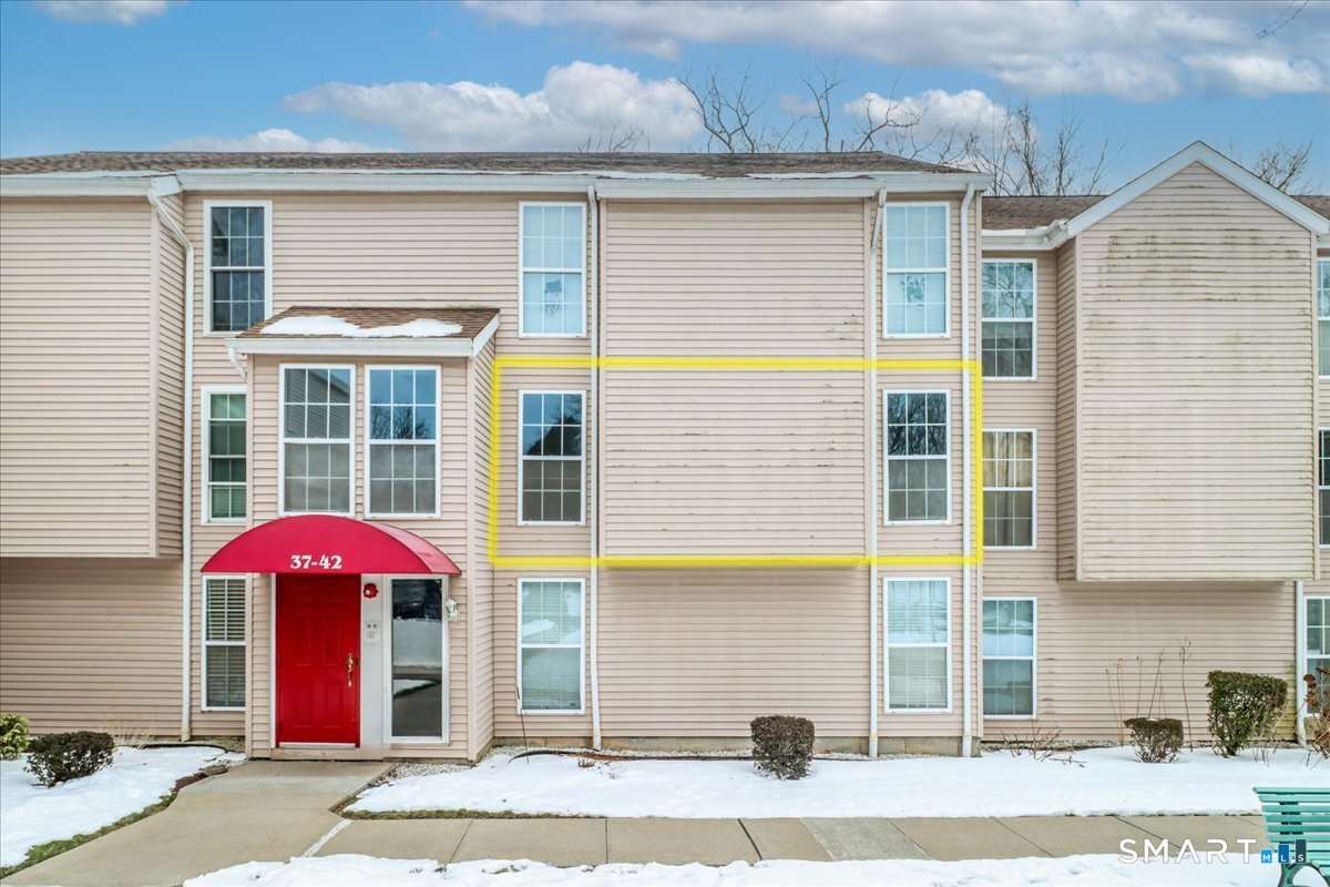 40 Heather Ridge Shelton, CT 06484 - Photo 4 of 28