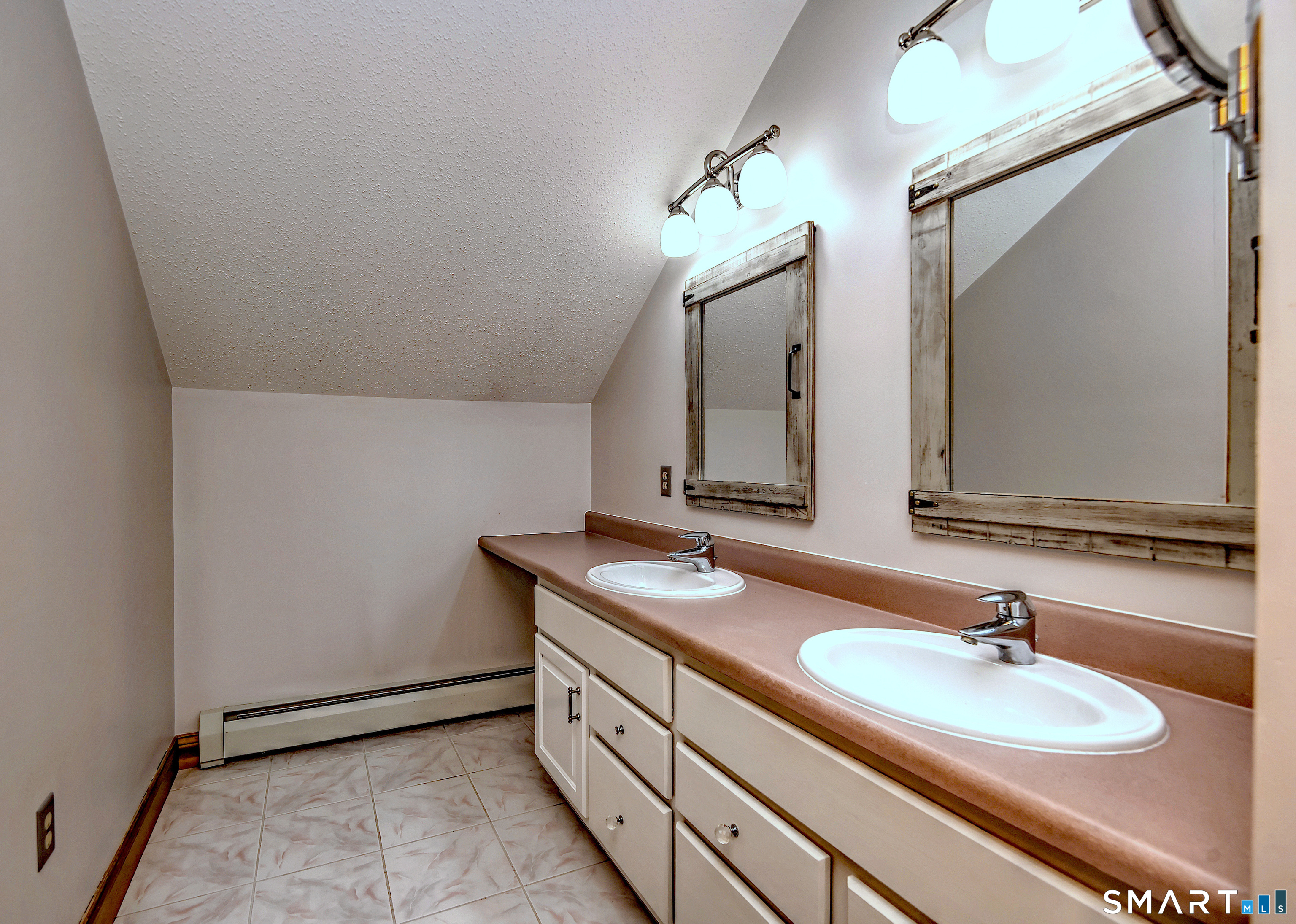 236 Maple Shade Road Middletown, CT 06457 - Photo 28 of 38