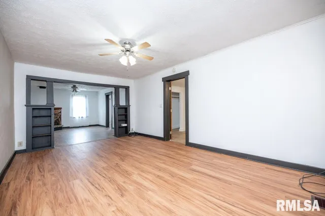 $79,900 | 307 5th Street, South Pekin, IL 61564