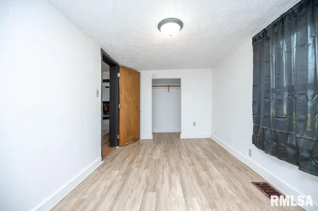 $79,900 | 307 5th Street, South Pekin, IL 61564