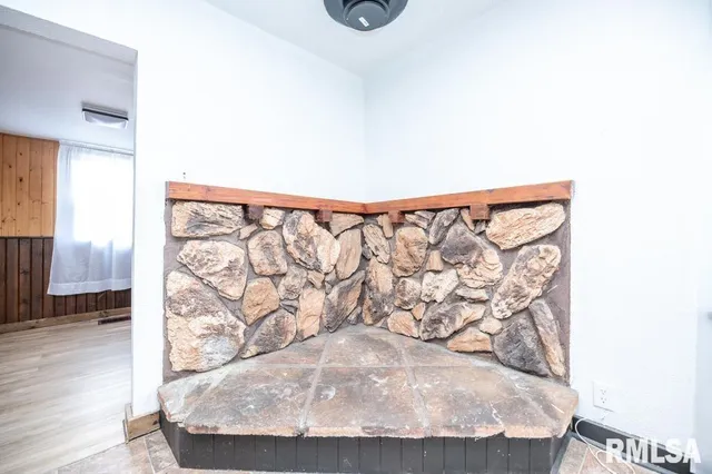 $79,900 | 307 5th Street, South Pekin, IL 61564