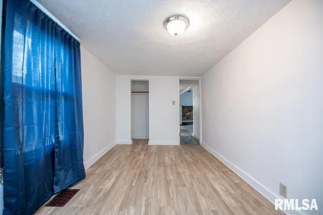 $79,900 | 307 5th Street, South Pekin, IL 61564