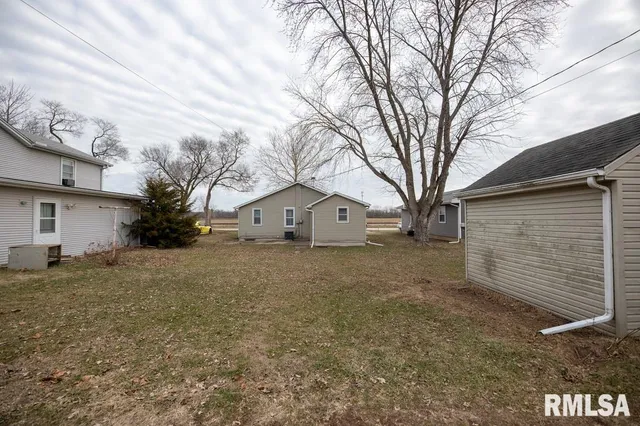 $79,900 | 307 5th Street, South Pekin, IL 61564