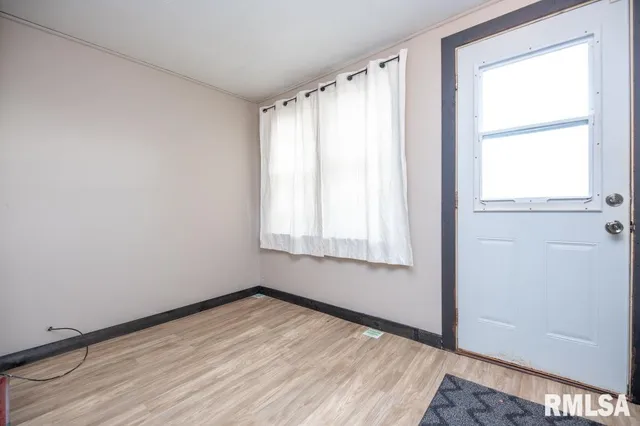 $79,900 | 307 5th Street, South Pekin, IL 61564