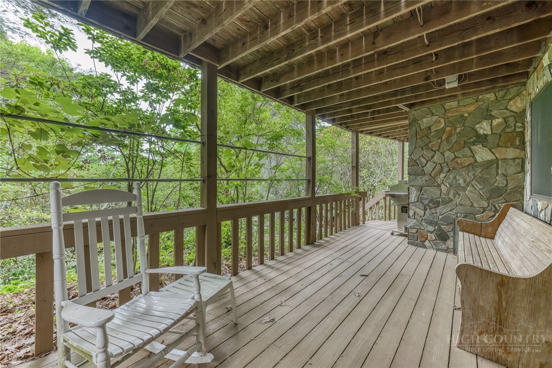 392 Locust Road Newland, NC 28657 - Photo 42 of 43