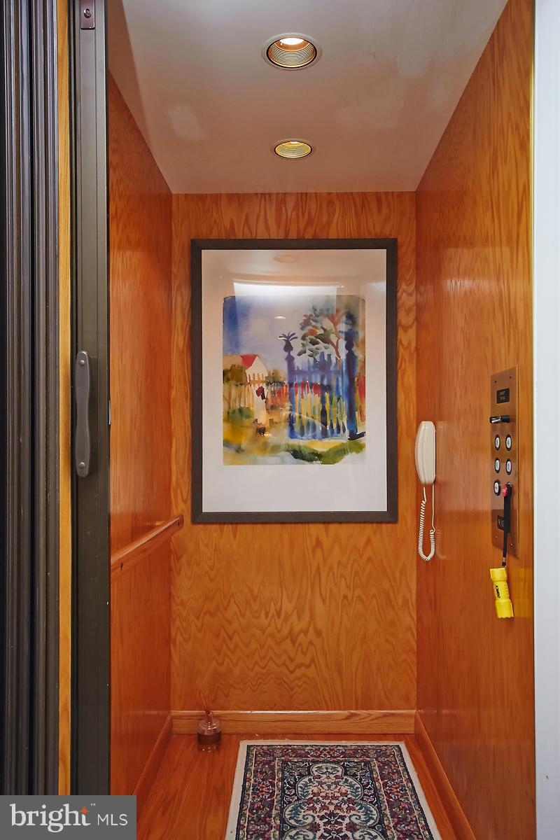 2078 Beacon Heights Drive Reston, VA 20191 - Photo 14 of 30 Interior (General)