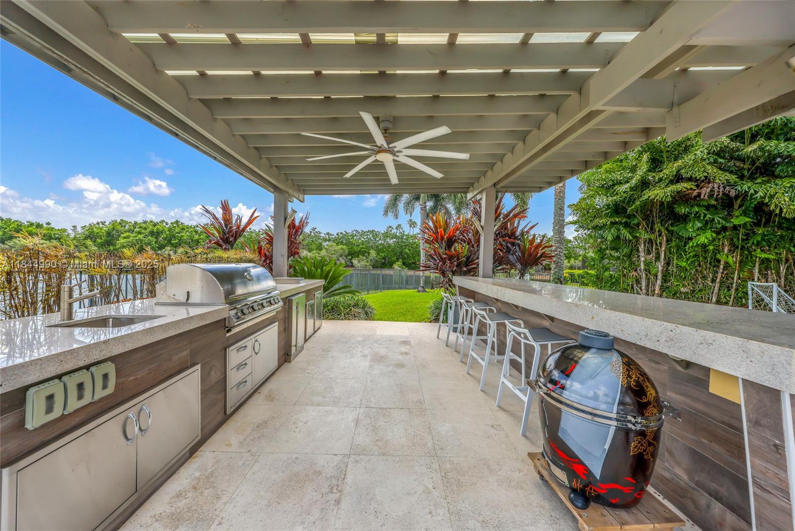 3272 Muirfield Weston, FL 33332 - Photo 18 of 90