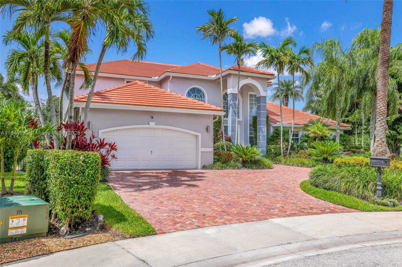 3272 Muirfield Weston, FL 33332 - Photo 23 of 90