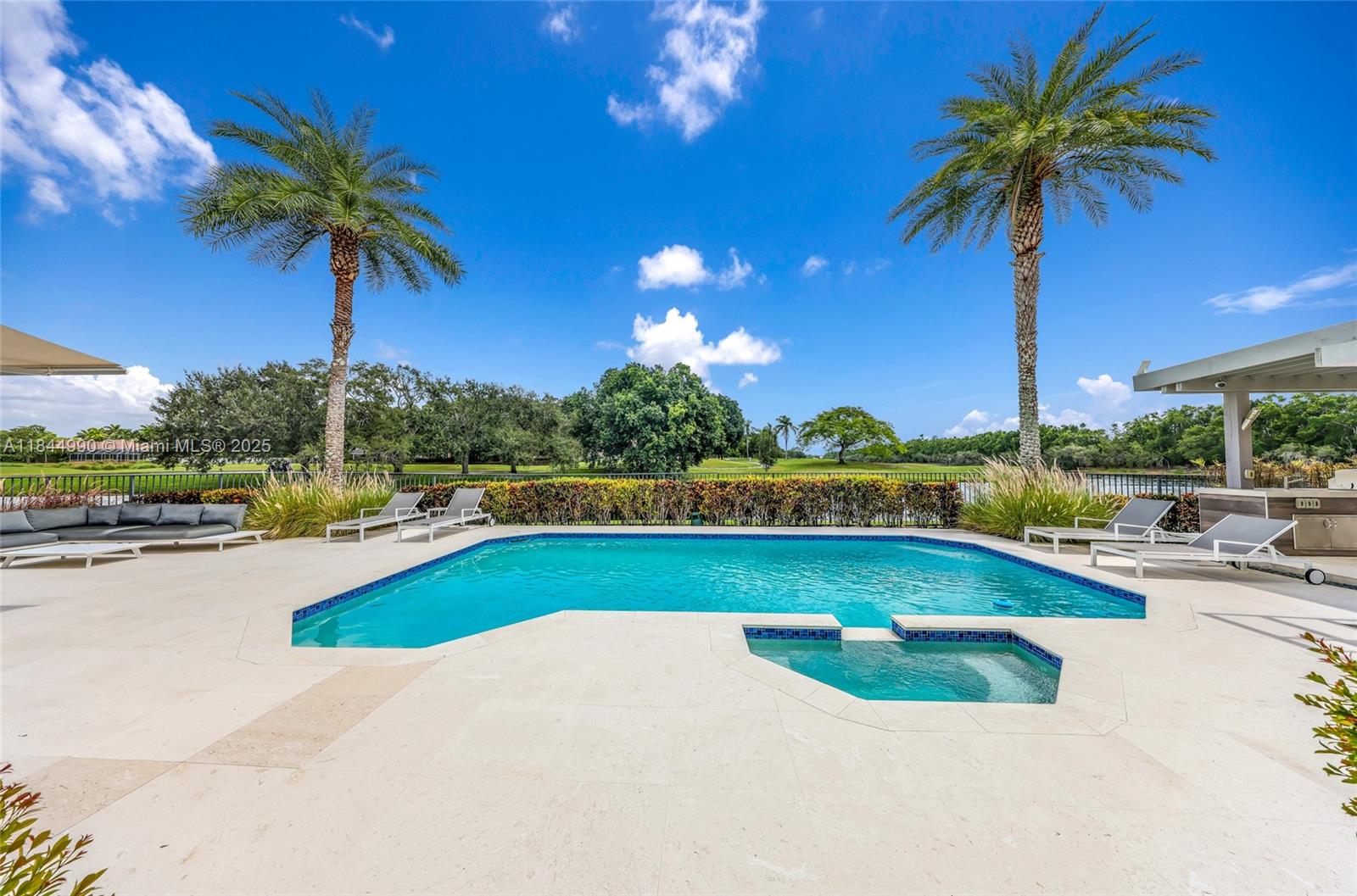 3272 Muirfield Weston, FL 33332 - Photo 7 of 90