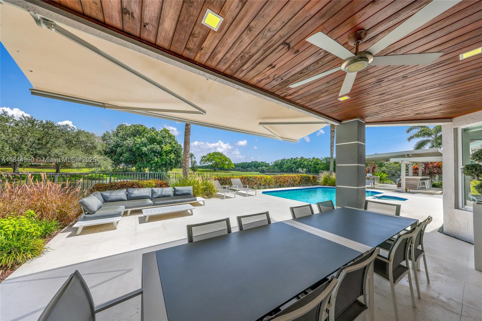 3272 Muirfield Weston, FL 33332 - Photo 9 of 90