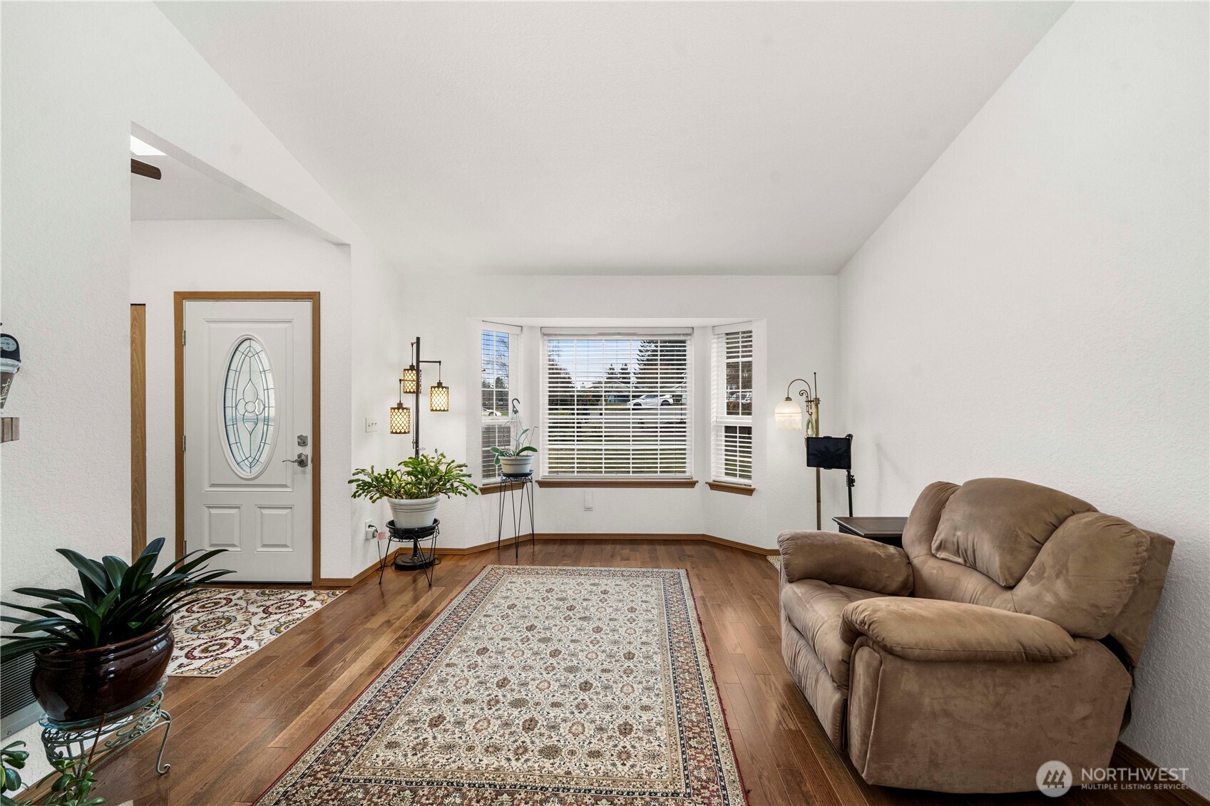 9431 Summerfield Loop Southeast Olympia, WA 98513 - Photo 4 of 40