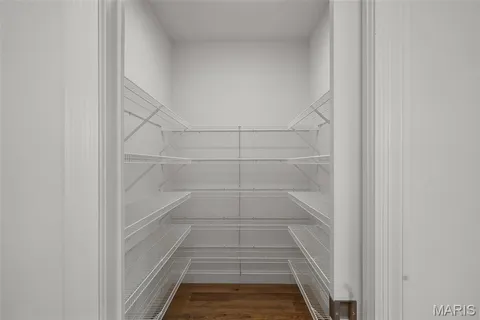 $1,499,000 | 529 Long Acres Lane, St. Louis, MO 63132